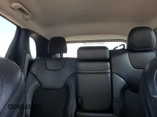 2019 Jeep Cherokee Latitude Plus с VIN 1C4PJLLB6KD381875, выставлен на аукционе Copart как лот 59106405 с пробегом 108 908 миль миль и Списание • Salvage title. История ставок и продаж доступна на DreamBid. Изображение 10.