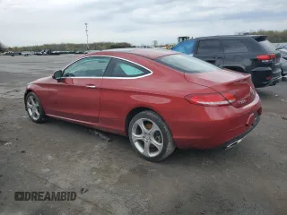 2017 Mercedes-Benz C 300 z VIN WDDWJ4KBXHF328960, wystawiony jako Copart lot #52862365 z przebiegiem 50 904 mil mil oraz Szkoda całkowita • Salvage title. Historia ofert i sprzedaży dostępna na DreamBid. Obrazek 2.
