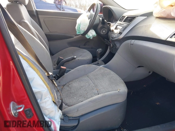 2016 Hyundai Accent SE with VIN KMHCT4AE8GU092687, listed as a IAAI auction lot 41775710 with 97,608 mi miles. Bid and sale history available at carsss.com. Image 5.