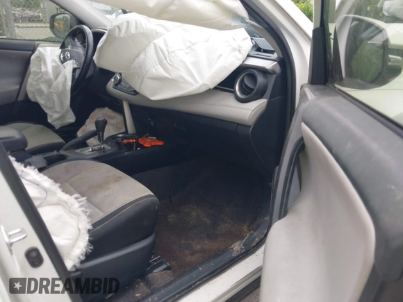 2018 Toyota RAV4 XLE z VIN JTMWFREV2JJ739366, wystawiony jako IAAI lot #42270427 z przebiegiem 112 558 mil mil oraz . Historia ofert i sprzedaży dostępna na DreamBid. Obrazek 5.