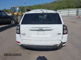 2016 Jeep Compass High Altitude z VIN 1C4NJDEB7GD657935, wystawiony jako IAAI lot #42216172 z przebiegiem 131 137 mil mil oraz . Historia ofert i sprzedaży dostępna na DreamBid. Obrazek 16.