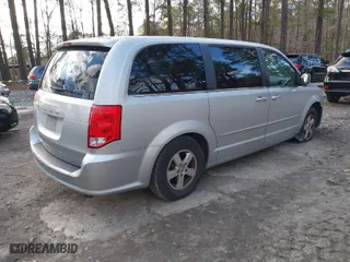 2012 Dodge Grand Caravan Crew with VIN 2C4RDGDG4CR109244, listed as a IAAI auction lot 41741523 with 222,981 mi miles. Bid and sale history available at carsss.com. Image 4.