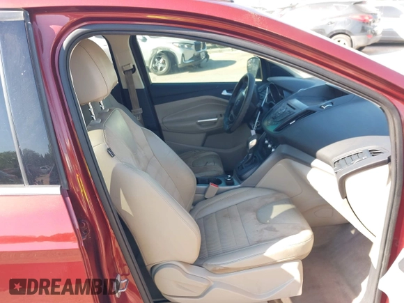 2016 Ford Escape SE z VIN 1FMCU0G79GUB36498, wystawiony jako IAAI lot #42216144 z przebiegiem 179 230 mil mil oraz . Historia ofert i sprzedaży dostępna na DreamBid. Obrazek 5.