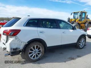 2014 Mazda CX-9 Grand Touring with VIN JM3TB3DA8E0427369, listed as a IAAI auction lot 41860129 with 152,888 mi miles and . Bid and sale history available at DreamBid. Image 14.