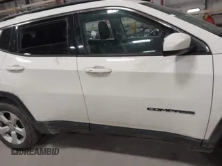 2017 Jeep Compass Latitude with VIN 3C4NJDBB0HT692722, listed as a IAAI auction lot 41776740 with 132,271 mi miles and . Bid and sale history available at DreamBid. Image 13.