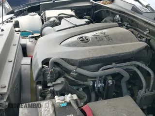 2021 Toyota Tacoma SR with VIN 3TMCZ5AN1MM425644, listed as a IAAI auction lot 43030368 with 31,573 mi miles and . Bid and sale history available at DreamBid. Image 18.