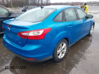 2014 Ford Focus SE with VIN 1FADP3F28EL193582, listed as a IAAI auction lot 41866782 with 166,733 mi miles. Bid and sale history available at carsss.com. Image 4.