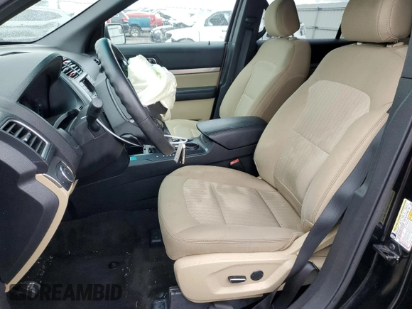 2016 Ford Explorer z VIN 1FM5K7B82GGB40530, wystawiony jako Copart lot #55830265 z przebiegiem 86 859 mil mil oraz Szkoda całkowita • Salvage title. Historia ofert i sprzedaży dostępna na DreamBid. Obrazek 7.