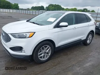 2023 Ford Edge SEL z VIN 2FMPK4J96PBA35014, wystawiony jako IAAI lot #42311326 z przebiegiem 57 950 mil mil oraz . Historia ofert i sprzedaży dostępna na DreamBid. Obrazek 17.