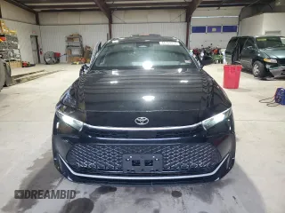 2024 Toyota Crown XLE z VIN JTDAAAAF9R3021760, wystawiony jako Copart lot #66734414 z przebiegiem 6 795 mil mil oraz Szkoda całkowita • Salvage title. Historia ofert i sprzedaży dostępna na DreamBid. Obrazek 5.