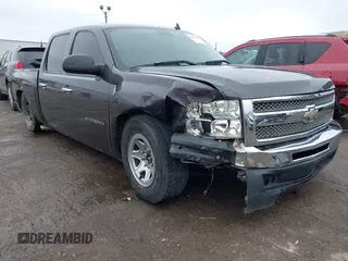 2010 Chevrolet Silverado 1500 LT with VIN 3GCRCSE0XAG224411, listed as a IAAI auction lot 41961505 with 188,055 mi miles and . Bid and sale history available at DreamBid. Image 1.