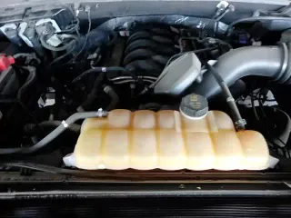 2018 Ford F-150 XL с VIN 1FTEW1E57JKD35552, выставлен на аукционе Copart как лот 86535065 с пробегом 73 090 миль миль и Списание • Salvage title. История ставок и продаж доступна на DreamBid. Изображение 13.