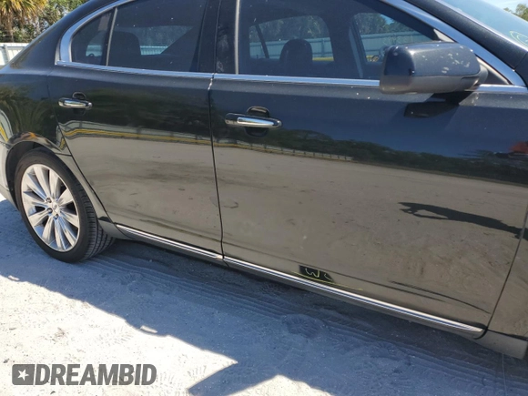 2013 Lincoln MKS EcoBoost with VIN 1LNHL9FT8DG603948, listed as a Copart auction lot 49908455 with 133,493 mi miles and Salvage title. Bid and sale history available at DreamBid. Image 12.