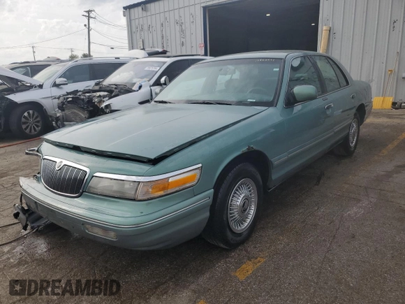 1997 Mercury Grand Marquis GS z VIN 2MELM74W7VX687221, wystawiony jako Copart lot #78665224 z przebiegiem 226 077 mil mil oraz Szkoda całkowita • Salvage title. Historia ofert i sprzedaży dostępna na DreamBid. Obrazek 1.