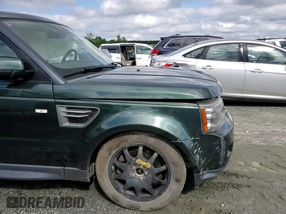 2010 Land Rover Range Rover Sport HSE with VIN SALSF2D46AA223633, listed as a Copart auction lot 58365475 with 151,941 mi miles and Salvage title. Bid and sale history available at DreamBid. Image 14.