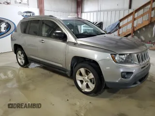 2016 Jeep Compass Sport SE z VIN 1C4NJCBA1GD634172, wystawiony jako Copart lot #80818654 z przebiegiem 185 674 mil mil oraz Szkoda całkowita • Salvage title. Historia ofert i sprzedaży dostępna na DreamBid. Obrazek 4.