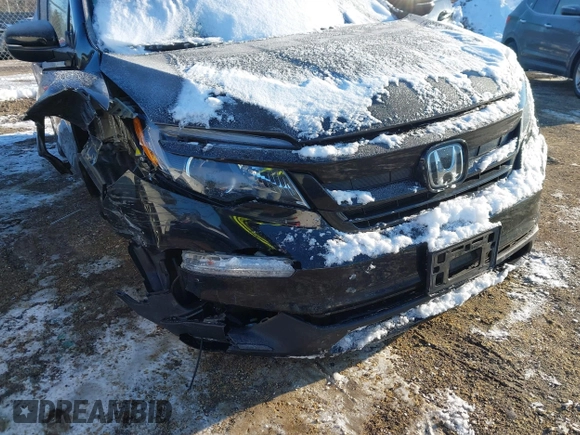 2022 Honda Pilot Special Edition with VIN 5FNYF6H20NB015763, listed as a IAAI auction lot 41392801 with 45,495 mi miles. Bid and sale history available at carsss.com. Image 6.