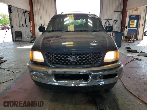1998 Ford Expedition XLT with VIN 1FMRU17L6WLB43586, listed as a Copart auction lot 64261125 with 172,564 mi miles and Salvage title. Bid and sale history available at DreamBid. Image 5.