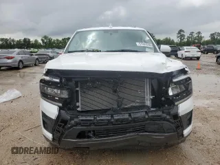 2024 Ford Expedition Max XLT with VIN 1FMJK1H8XREB02917, listed as a Copart auction lot 51924285 with 2,632 mi miles and Salvage Title. Bid and sale history available at DreamBid. Image 5.