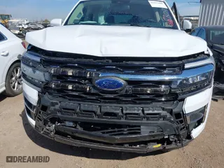 2024 Ford Expedition Max Limited with VIN 1FMJK1K87REA65544, listed as a IAAI auction lot 41627008 with 33,380 mi miles. Bid and sale history available at carsss.com. Image 6.