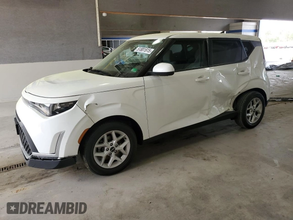 2023 Kia Soul LX with VIN KNDJ23AU2P7894716, listed as a Copart auction lot 51801915 with 59,126 mi miles and Salvage Title. Bid and sale history available at DreamBid. Image 1.