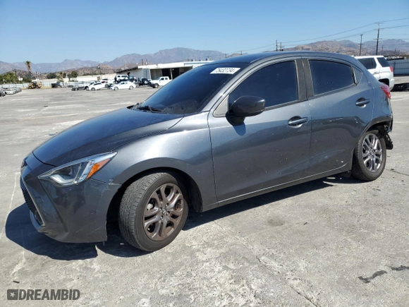 2020 Toyota Yaris Hatchback LE with VIN 3MYDLBJV2LY705604, listed as a Copart auction lot 75432734 with 102,059 mi miles and Salvage Title. Bid and sale history available at carsss.com. Image 1.