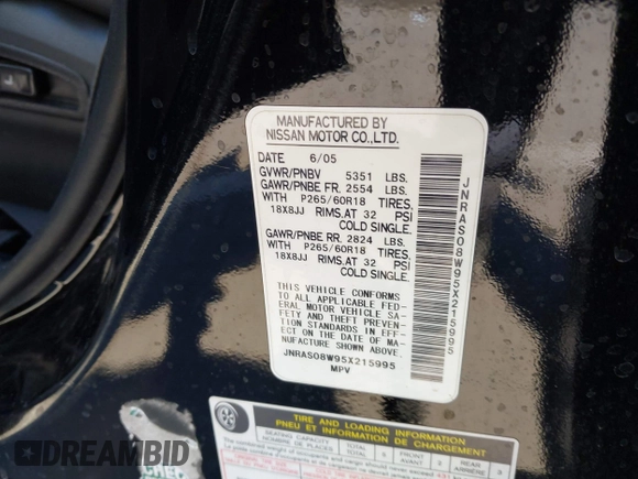 2005 Infiniti FX35 with VIN JNRAS08W95X215995, listed as a IAAI auction lot 42085118 with 295,901 mi miles. Bid and sale history available at carsss.com. Image 9.