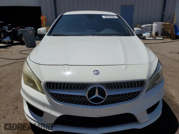 2014 Mercedes-Benz CLA 250 z VIN WDDSJ4EB3EN036255, wystawiony jako Copart lot #58568995 z przebiegiem 113 781 mil mil oraz Szkoda całkowita • Salvage title. Historia ofert i sprzedaży dostępna na DreamBid. Obrazek 5.
