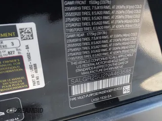 2022 Land Rover Range Rover z VIN SALGR2SU2NA463588, wystawiony jako IAAI lot #41744410 z przebiegiem 38 737 mil mil oraz . Historia ofert i sprzedaży dostępna na DreamBid. Obrazek 9.