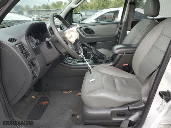 2007 Ford Escape Hybrid with VIN 1FMCU59HX7KB98751, listed as a Copart auction lot 76145834 with 133,185 mi miles and Salvage Title. Bid and sale history available at carsss.com. Image 7.