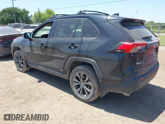 2024 Toyota RAV4 Hybrid XLE Premium z VIN JTMB6RFV3RD139222, wystawiony jako IAAI lot #41991544 z przebiegiem 20 463 mil mil oraz . Historia ofert i sprzedaży dostępna na DreamBid. Obrazek 3.