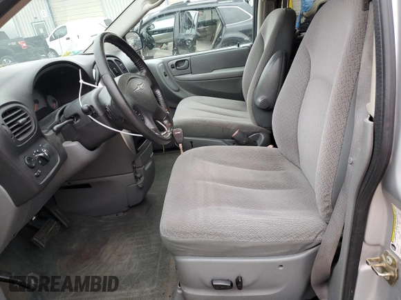 2006 Chrysler Town & Country LWB Touring with VIN 2A4GP54L46R910450, listed as a Copart auction lot 83063774 with 209,928 mi miles and Salvage Title. Bid and sale history available at carsss.com. Image 7.
