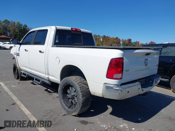 2018 Ram 2500 Big Horn with VIN 3C6UR5DL3JG275665, listed as a IAAI auction lot 40649632 with 64,985 mi miles. Bid and sale history available at carsss.com. Image 3.