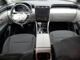 2024 Hyundai Tucson SEL z VIN 5NMJBCDE4RH347897, wystawiony jako Copart lot #58921885 z przebiegiem 26 317 mil mil oraz Szkoda całkowita • Salvage title. Historia ofert i sprzedaży dostępna na DreamBid. Obrazek 8.