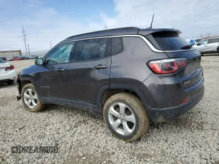2017 Jeep Compass Latitude with VIN 3C4NJDBB8HT628069, listed as a Copart auction lot 48060445 with 85,991 mi miles and Salvage Title. Bid and sale history available at carsss.com. Image 2.