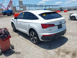 2022 Audi Q5 Sportback S line Premium Plus with VIN WA15AAFY4N2084268, listed as a IAAI auction lot 42463401 with Not provided miles and . Bid and sale history available at DreamBid. Image 3.