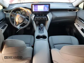 2024 Toyota Venza LE with VIN JTEAAAAH0RJ182801, listed as a Copart auction lot 75453914 with 905 mi miles and Non Repairable. Bid and sale history available at carsss.com. Image 8.