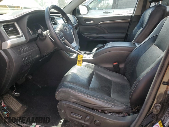 2016 Toyota Highlander Hybrid Limited with VIN 5TDDCRFH4GS019183, listed as a Copart auction lot 49718465 with 136,879 mi miles and Salvage Title. Bid and sale history available at carsss.com. Image 7.