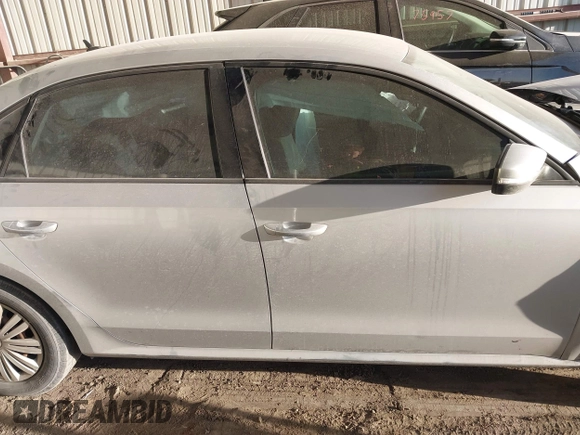 2014 Volkswagen Passat Wolfsburg Edition with VIN 1VWAS7A31EC091234, listed as a IAAI auction lot 41801788 with Not provided miles and . Bid and sale history available at DreamBid. Image 14.