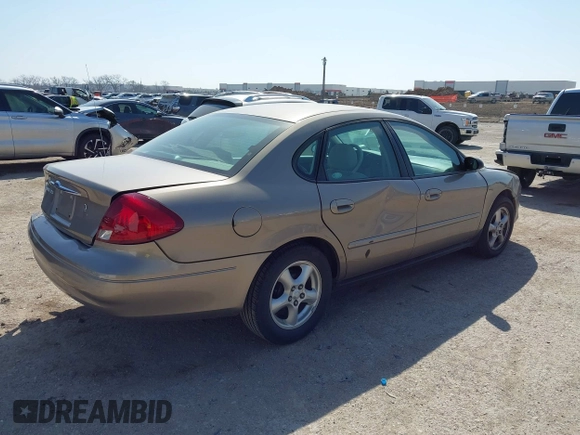 2002 Ford Taurus SES Standard with VIN 1FAFP55U52A156214, listed as a IAAI auction lot 41803668 with 31,693 mi miles. Bid and sale history available at carsss.com. Image 4.