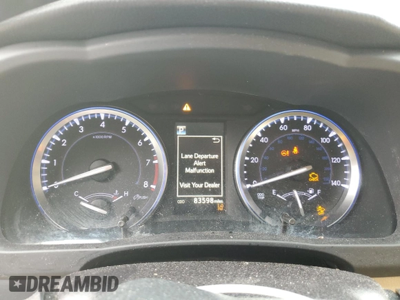 2018 Toyota Highlander SE with VIN 5TDJZRFH4JS905514, listed as a Copart auction lot 61064085 with 83,598 mi miles and Salvage title. Bid and sale history available at DreamBid. Image 9.