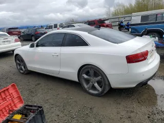 2012 Audi A5 Premium Plus z VIN WAULFAFR8CA002372, wystawiony jako Copart lot #52156385 z przebiegiem 128 647 mil mil oraz Czysty tytuł • Clean title. Historia ofert i sprzedaży dostępna na DreamBid. Obrazek 2.