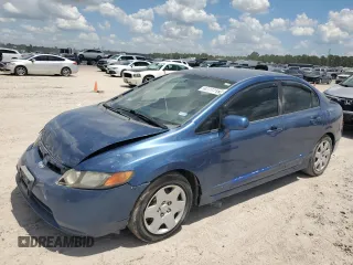 2008 Honda Civic LX z VIN 2HGFA16518H518787, wystawiony jako Copart lot #67777184 z przebiegiem 134 900 mil mil oraz Szkoda całkowita • Salvage title. Historia ofert i sprzedaży dostępna na DreamBid. Obrazek 1.