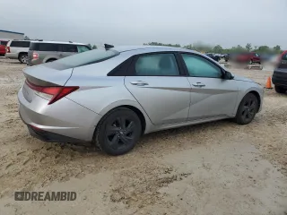 2022 Hyundai Elantra SEL z VIN 5NPLM4AGXNH055070, wystawiony jako Copart lot #50468185 z przebiegiem 24 539 mil mil oraz Czysty tytuł • Clean title. Historia ofert i sprzedaży dostępna na DreamBid. Obrazek 3.
