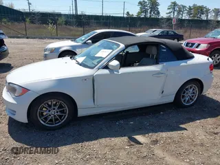 2010 BMW 1 Series 128i with VIN WBAUL7C53AVJ77801, listed as a IAAI auction lot 42048295 with 152,176 mi miles and . Bid and sale history available at carsss.com. Image 6.