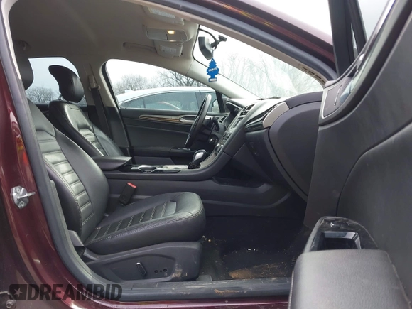 2013 Ford Fusion SE with VIN 3FA6P0H9XDR243190, listed as a IAAI auction lot 41622504 with 237,174 mi miles. Bid and sale history available at carsss.com. Image 5.