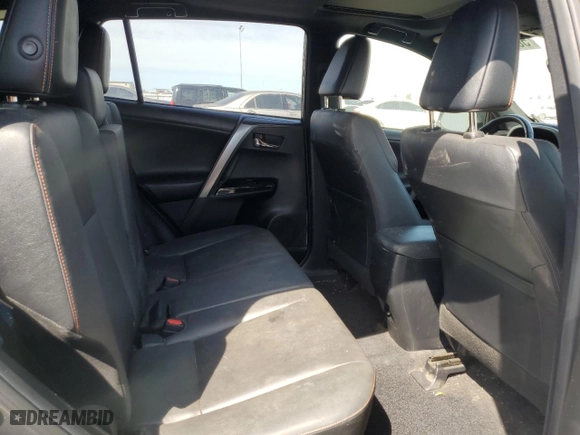 2018 Toyota RAV4 SE with VIN JTMJFREV9JD225300, listed as a Copart auction lot 50724284 with 43,619 mi miles. Bid and sale history available at carsss.com. Image 11.