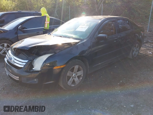 2007 Ford Fusion SE with VIN 3FAHP07177R224220, listed as a IAAI auction lot 41806182 with 295,244 mi miles. Bid and sale history available at carsss.com. Image 2.