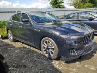 2020 Maserati Levante S z VIN ZN661YUA6LX344645, wystawiony jako Copart lot #57919275 z przebiegiem Nie podano mil oraz Czysty tytuł • Clean title. Historia ofert i sprzedaży dostępna na DreamBid. Obrazek 4.