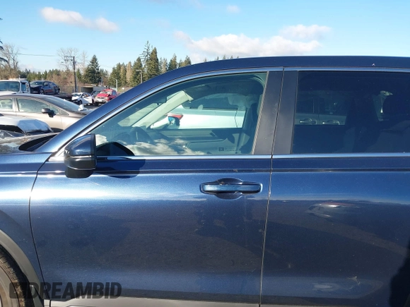2025 Honda CR-V EX with VIN 2HKRS4H45SH411982, listed as a IAAI auction lot 41479602 with 880 mi miles and . Bid and sale history available at DreamBid. Image 14.